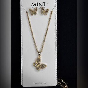 Mint Gold Tone Crystal Butterfly Necklace & Earring Set 17-19inch